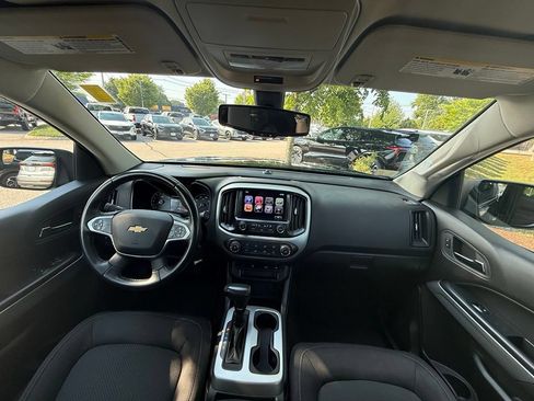 Used 2017 Chevrolet Colorado LT w/ LT Convenience Package AWD/4WD image 26
