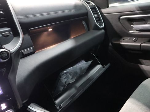 Used 2023 RAM 1500 Big Horn image 32