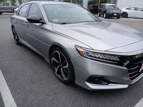 Used 2021 Honda Accord Sport Special Edition image 4