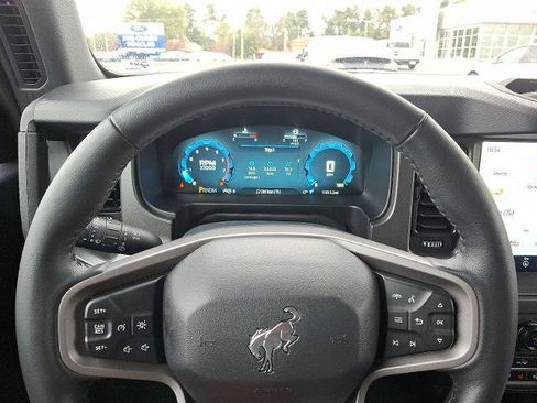 Certified 2025 Ford Bronco Badlands image 18