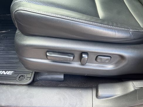 Used 2023 Honda Ridgeline RTL-E image 19