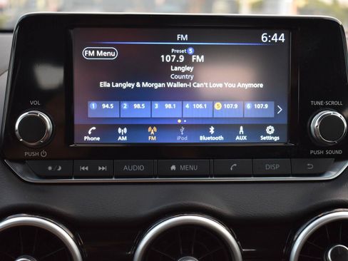 Used 2025 Nissan Sentra S FWD image 32