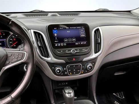 Used 2020 Chevrolet Equinox Premier image 6