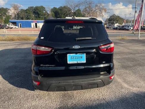 Used 2021 Ford EcoSport SE image 7