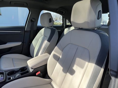 Used 2025 Audi A3 2.0T Premium image 16