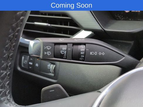 Used 2024 GMC Acadia Elevation w/ Luxury Package image 26