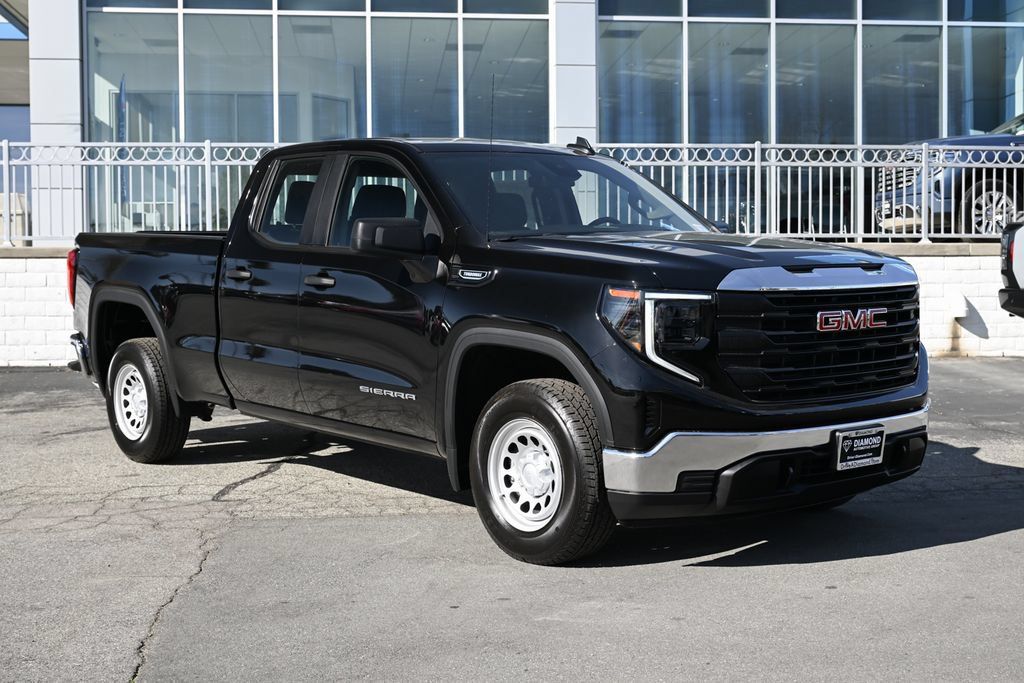 Used 2026 GMC Sierra 1500 Pro RWD image 2