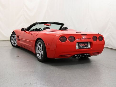 Used 1999 Chevrolet Corvette Convertible w/ Memory Pkg image 8