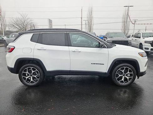 New 2026 Jeep Compass Limited image 7