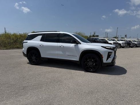 New 2026 Chevrolet Traverse RS image 2