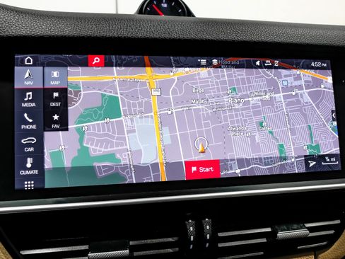 Used 2019 Porsche Cayenne Sport Utility 4D image 24