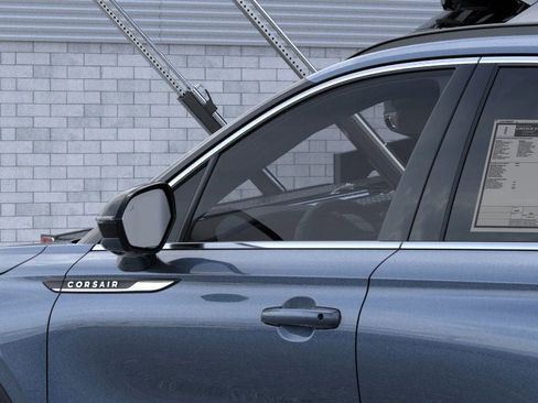New 2026 Lincoln Corsair Premiere image 20