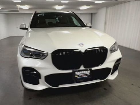 Used 2023 BMW X5 M50i w/ Executive Package image 3