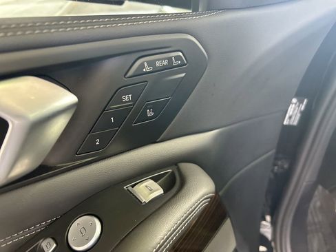 Used 2025 BMW X7 xDrive40i image 53