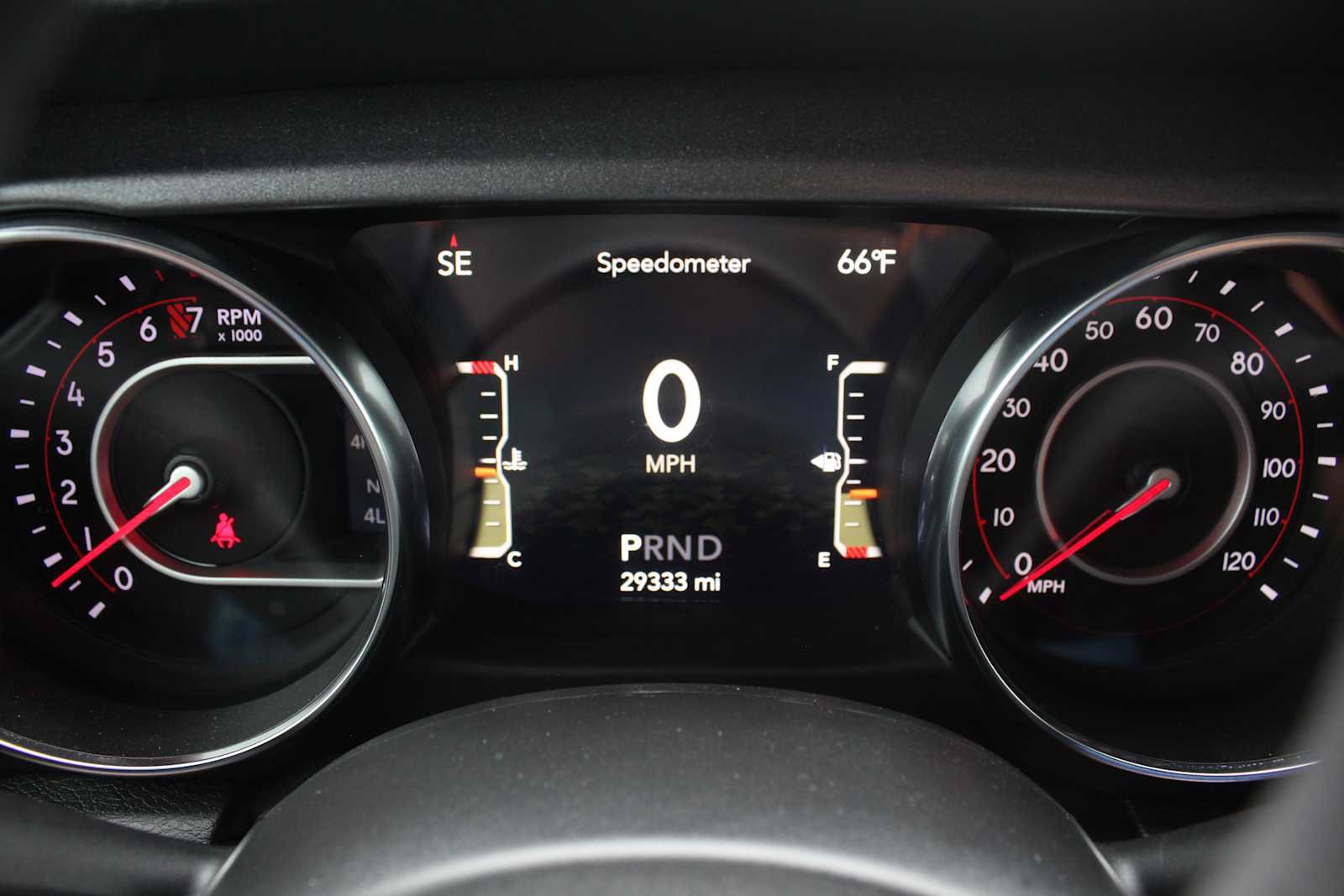 Used 2022 Jeep Gladiator Mojave w/ Cold Weather Group AWD/4WD image 40