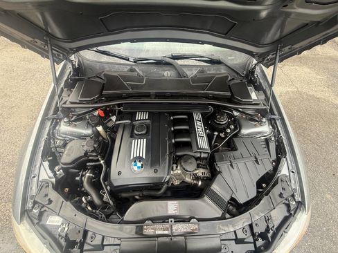 Used 2011 BMW 328i xDrive Sedan image 19