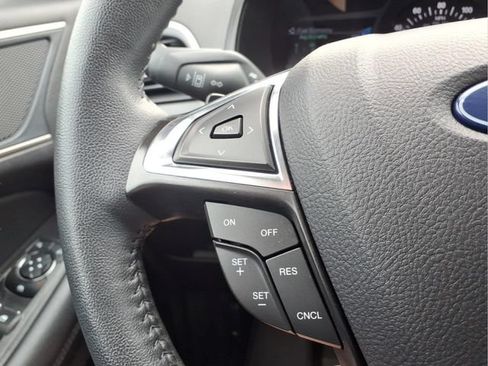 Used 2024 Ford Edge SEL w/ Convenience Package AWD/4WD image 30
