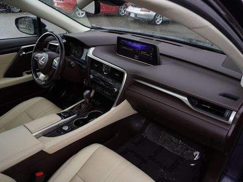 Used 2019 Lexus RX 450h AWD w/ Luxury Package image 32