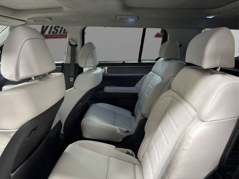 Certified 2025 Hyundai Santa Fe Calligraphy image 10