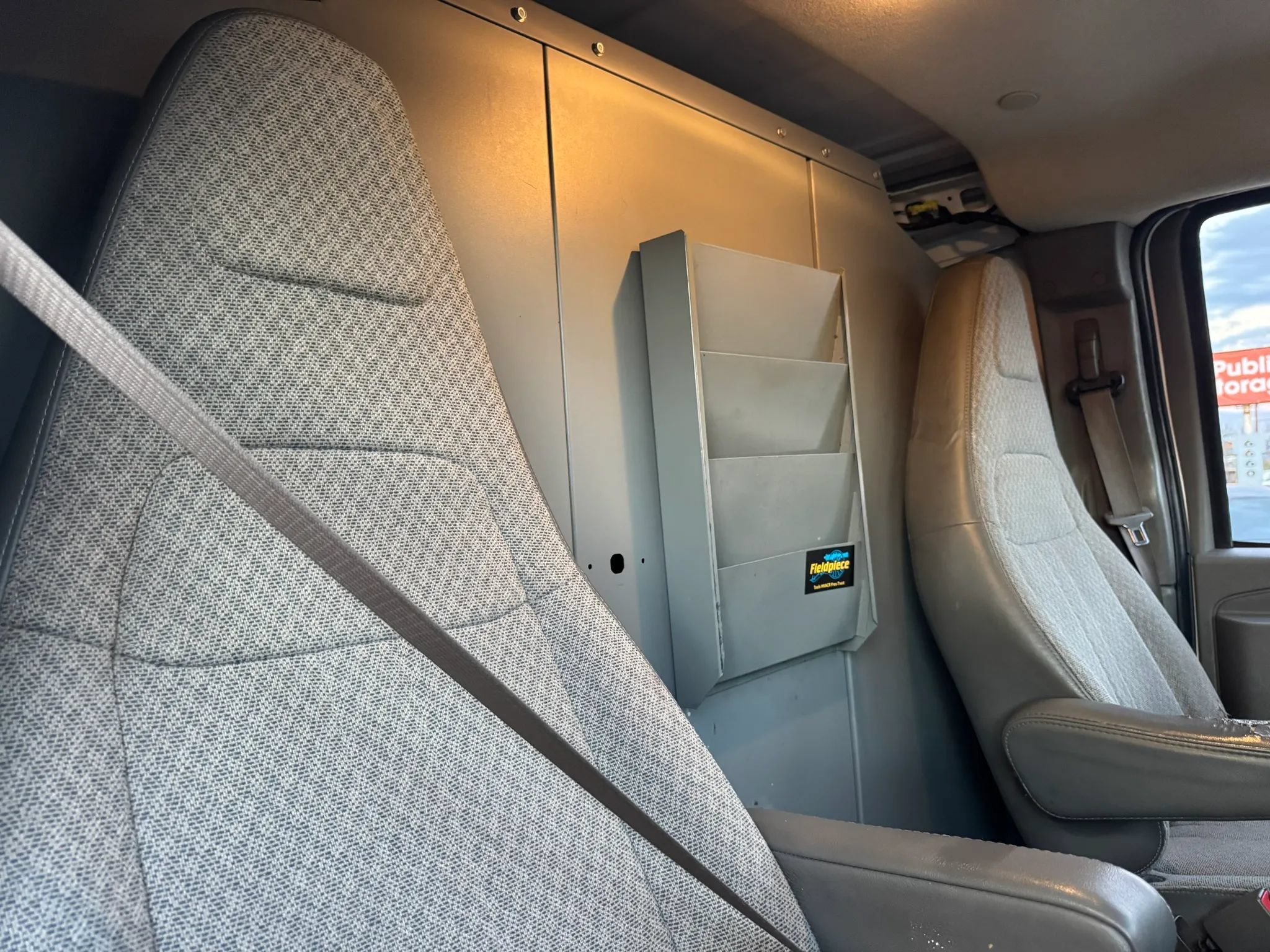 Used 2018 Chevrolet Express 2500 w/ Driver Convenience Package RWD image 18