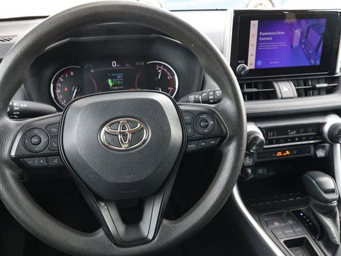 Used 2024 Toyota RAV4 XLE image 16