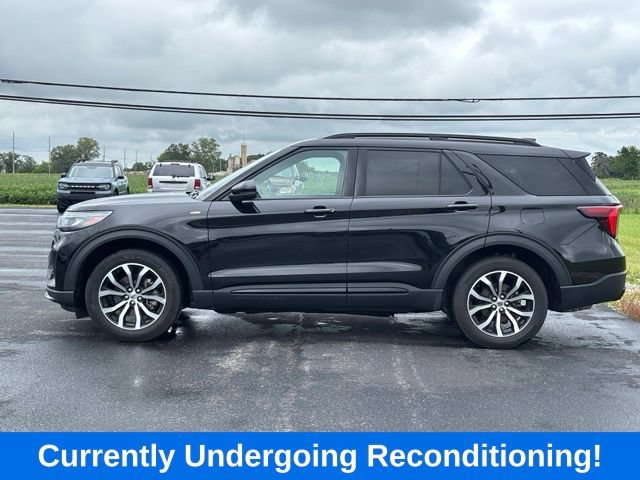 Certified 2026 Ford Explorer ST-Line AWD/4WD image 4