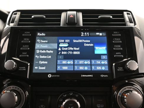 Used 2024 Toyota 4Runner TRD Off-Road Premium AWD/4WD image 33
