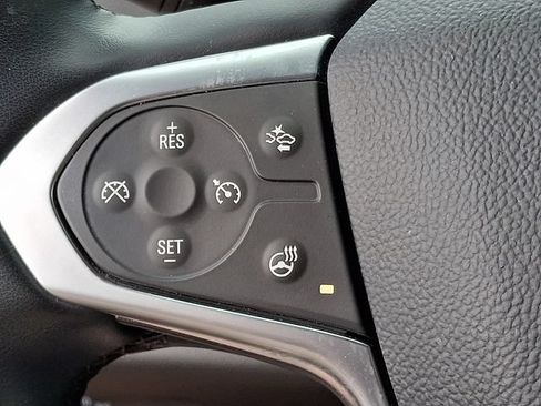Certified 2023 Chevrolet Traverse LT w/ LT Premium Package AWD/4WD image 23
