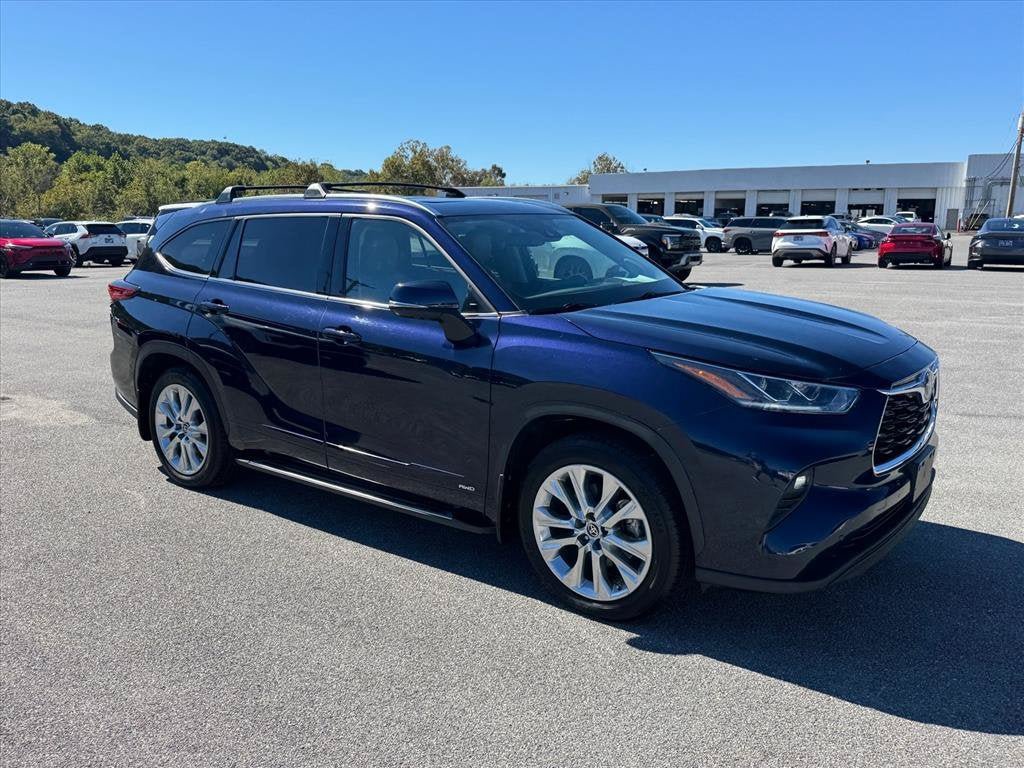 Used 2022 Toyota Highlander Limited AWD/4WD image 7