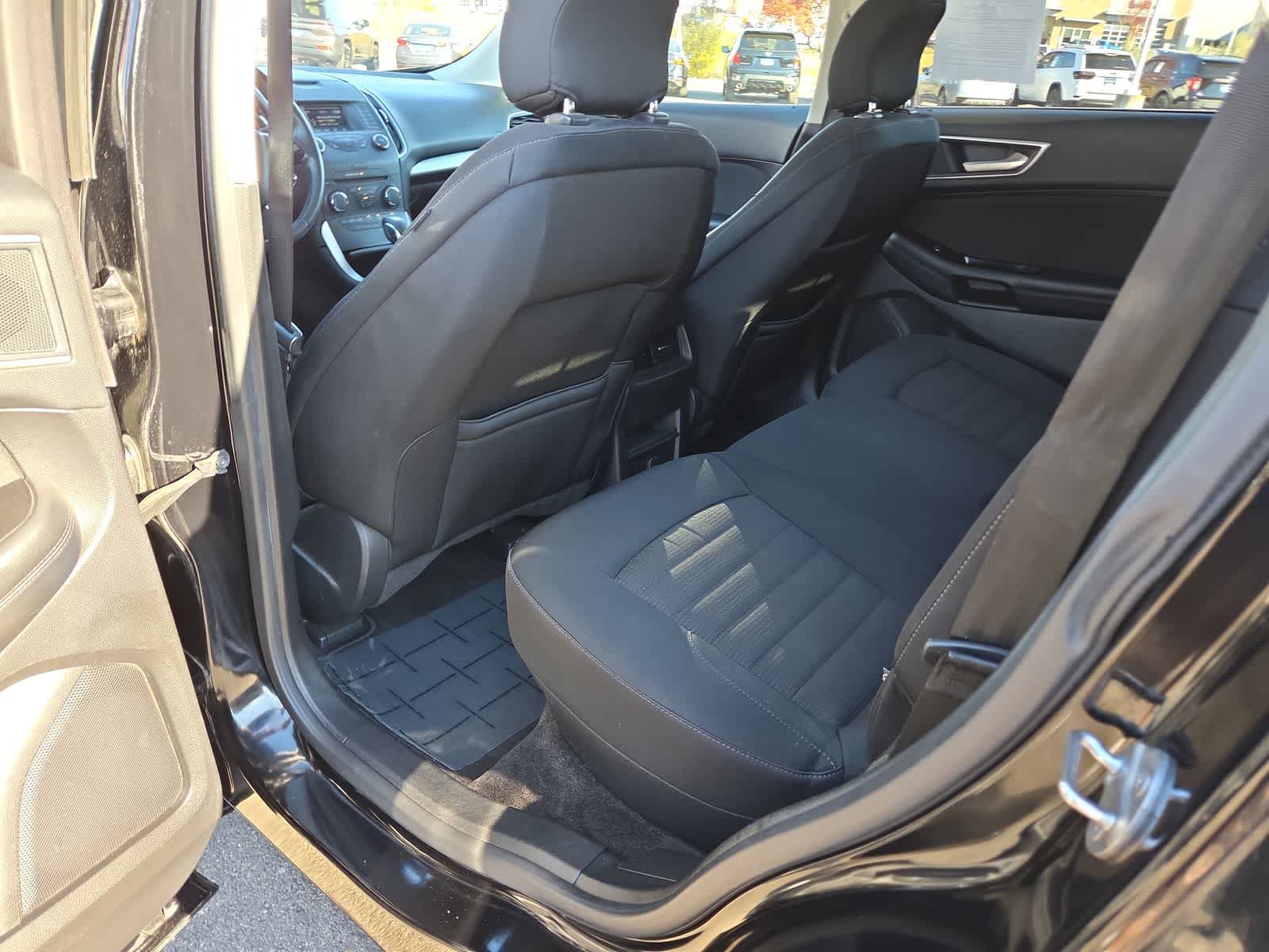 Used 2018 Ford Edge SEL AWD/4WD image 20