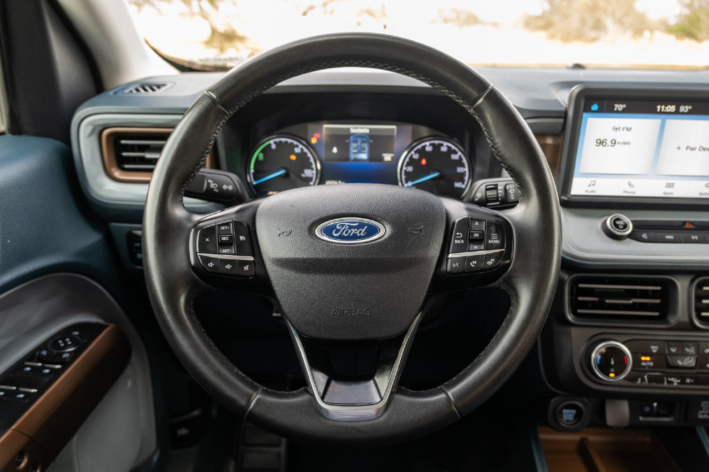 Certified 2023 Ford Maverick Lariat FWD image 20