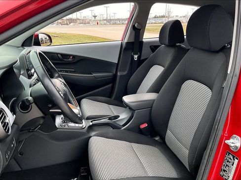 Used 2020 Hyundai Kona SEL w/ Cargo Package image 15