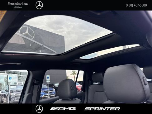 Used 2024 Mercedes-Benz GLB 250 image 18