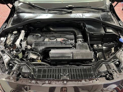 Used 2014 Volvo S60 T5 image 12