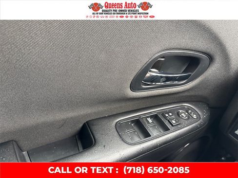 Used 2022 Honda HR-V LX image 21