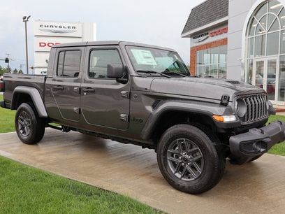 New 2025 Jeep Gladiator Sport