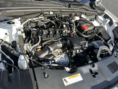 Used 2025 Acura ADX A-Spec image 9