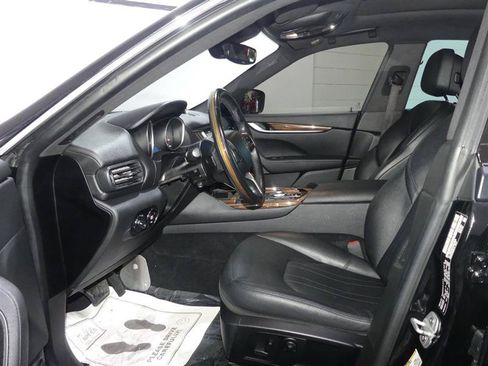 Used 2019 Maserati Levante AWD/4WD image 22