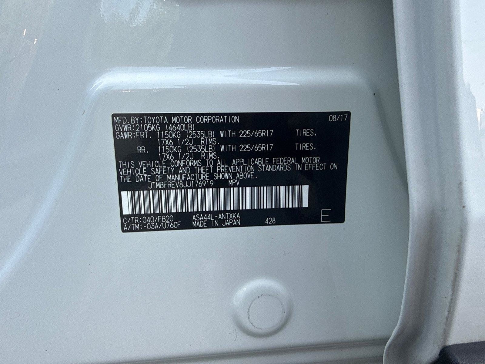 Used 2018 Toyota RAV4 LE w/ Carpet Mat Package AWD/4WD image 31