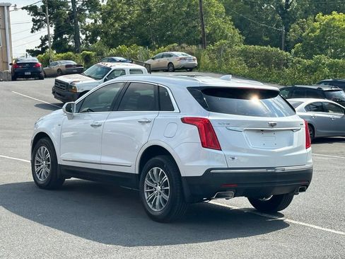 Used 2017 Cadillac XT5 Luxury w/ Driver Awareness Package FWD image 6