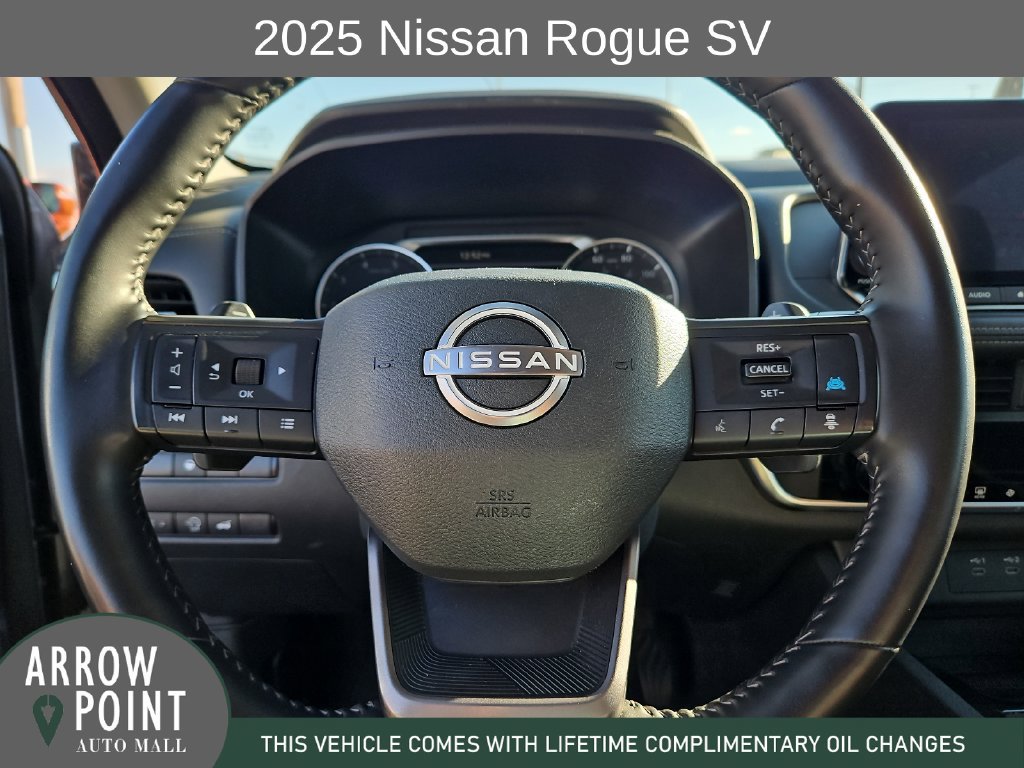 Used 2025 Nissan Rogue SV FWD image 27