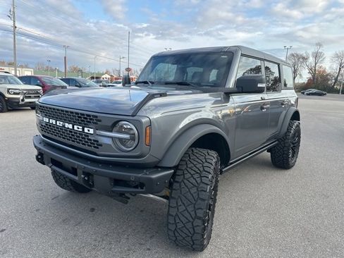 Used 2024 Ford Bronco Badlands image 31