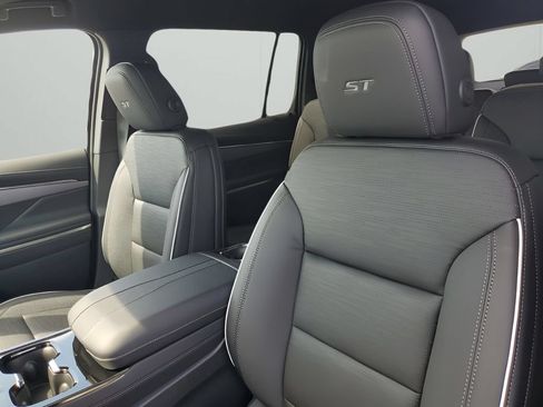 New 2026 Buick Enclave Sport Touring w/ Power Package FWD image 33