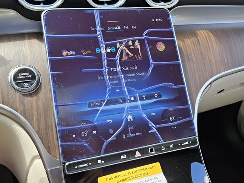 New 2025 Mercedes-Benz GLC 300 image 19