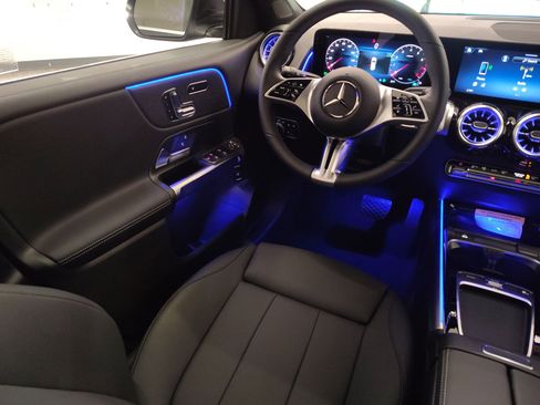 New 2026 Mercedes-Benz GLB 250 image 27