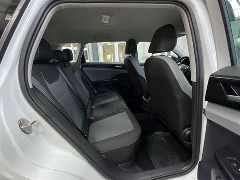 Used 2023 Volkswagen Taos S FWD image 27
