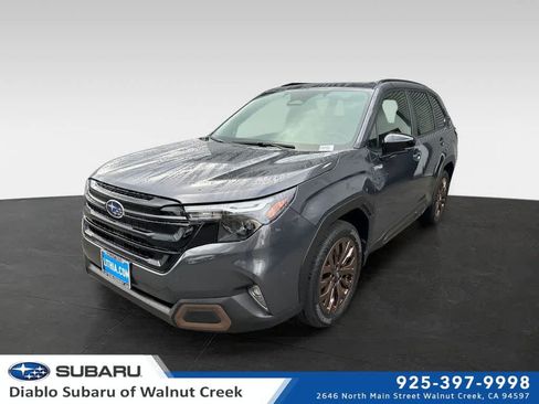 Used 2025 Subaru Forester Sport AWD/4WD image 1