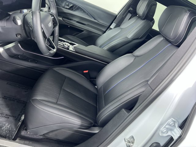 Used 2026 Cadillac Lyriq Luxury AWD/4WD image 19