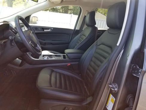Certified 2024 Ford Edge SEL w/ Convenience Package AWD/4WD image 11