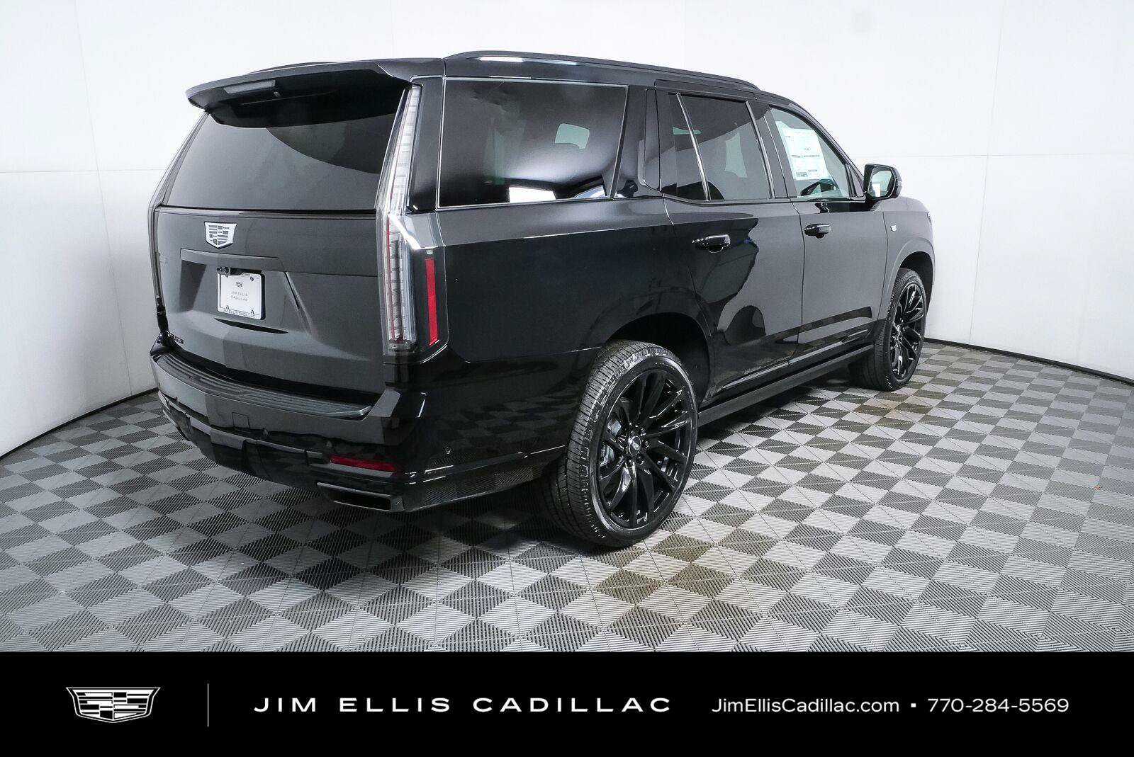 New 2027 Cadillac Escalade Platinum Sport w/ LPO, ONYX Package AWD/4WD image 3
